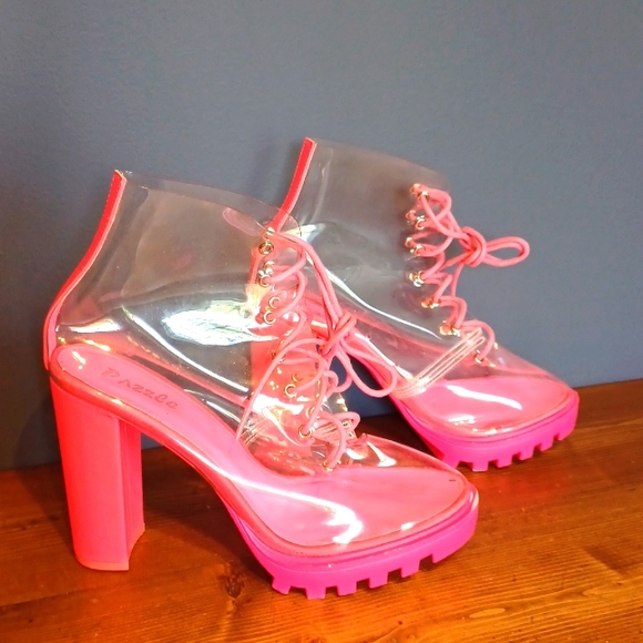 Shoes - Pink boots